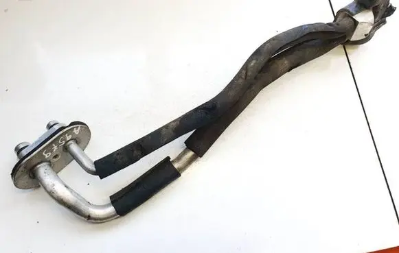 Honda CR-V Engine coolant pipe/hose
