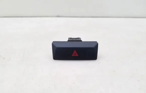 Nissan Navara D23 Hazard light switch 299125472