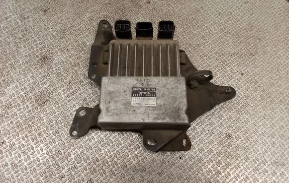 Lexus IS 220D-250-350 Fuel injection control unit/module 8987120070 1310001371