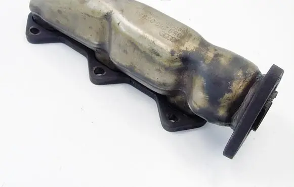 Audi A4 S4 B5 8D Exhaust manifold 059253033M