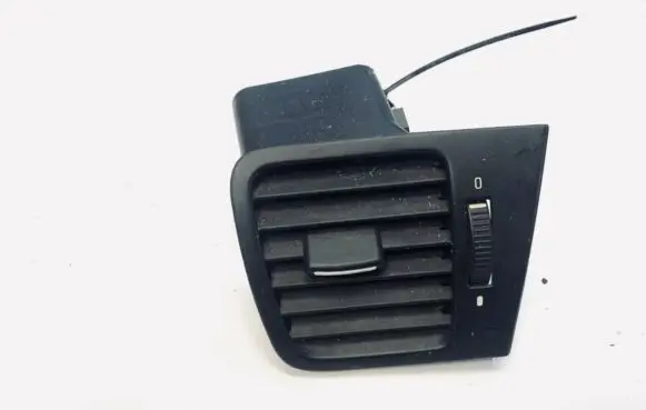 Subaru Legacy Dashboard side air vent grill/cover trim