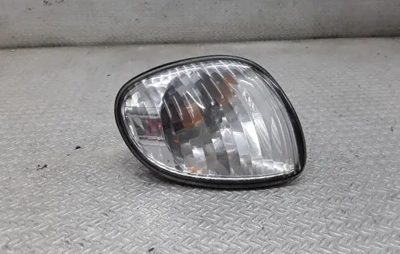 Toyota Corolla E110 Front indicator light