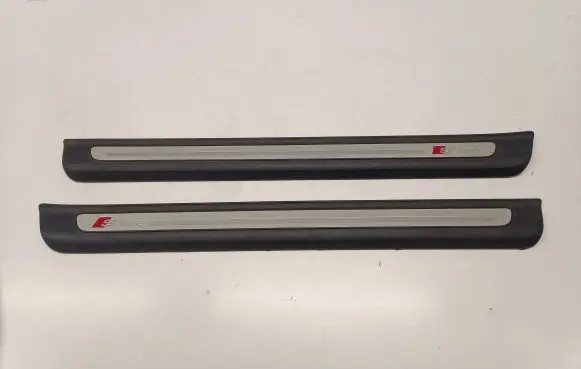 Audi TT TTS RS Mk3 8S sill trim set (inner) 8S0853491C 8S0853492C