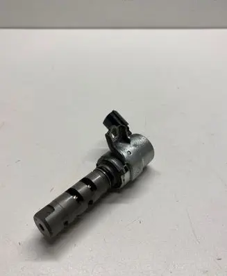 Toyota Sienna XL30 III Camshaft vanos timing valve 153400P020 1534031020