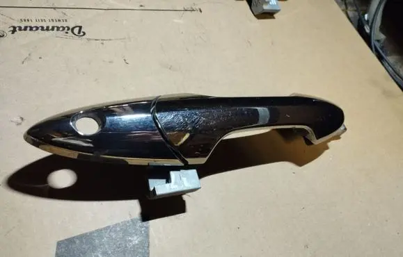 Honda FR-V Front door exterior handle