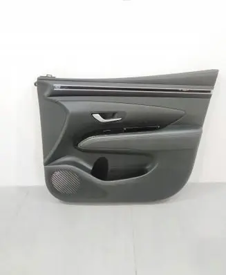 Hyundai Tucson TL Front door card panel trim 
