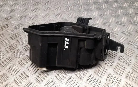 Audi A8 S8 D4 4H Fuse box cover 4H0937118
