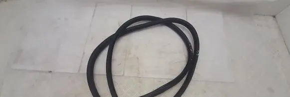 Peugeot 5008 II Rear door rubber seal (on body) 