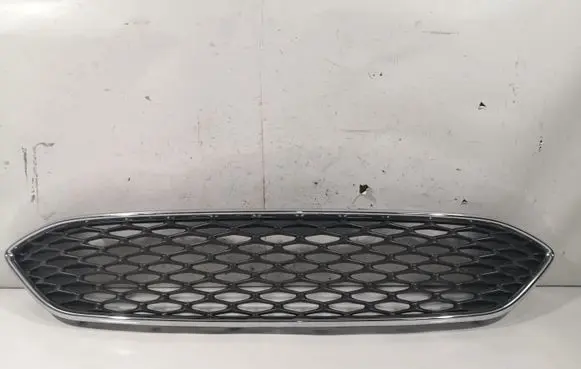 Ford Focus Front grill F1EB8200B