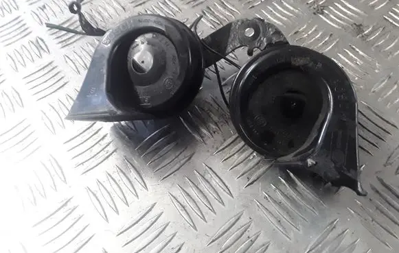 Dodge Journey Horn signal E9001157
