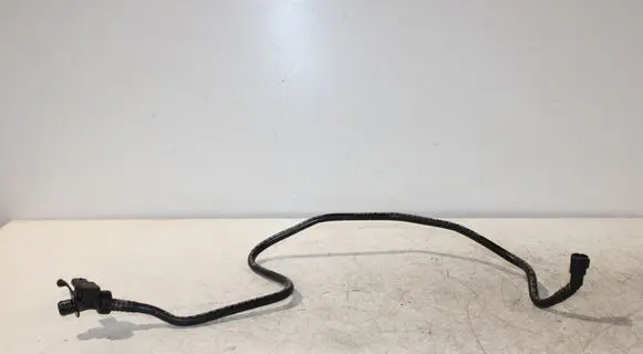 Volkswagen PASSAT B8 Vacuum line/pipe/hose 5Q0612041BB