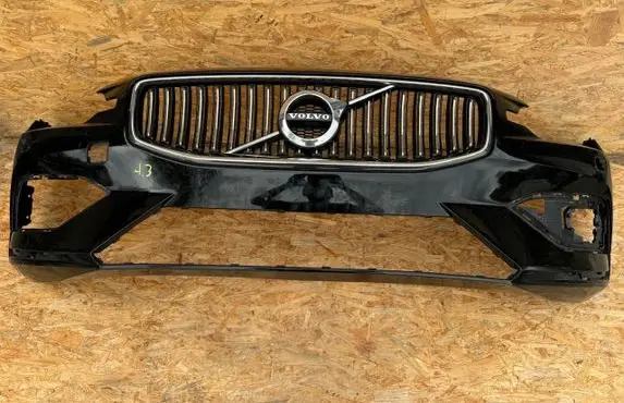 Volvo V60 Front bumper 31690589