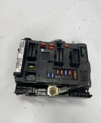 Peugeot 206 Fuse box set 9643498980