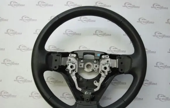 Toyota Avensis T270 Steering wheel GS11220610
