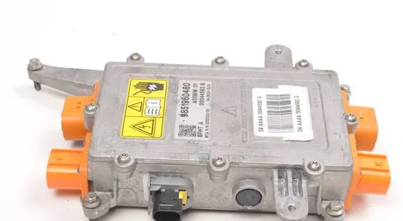Fiat 600 Voltage converter inverter 9851960480