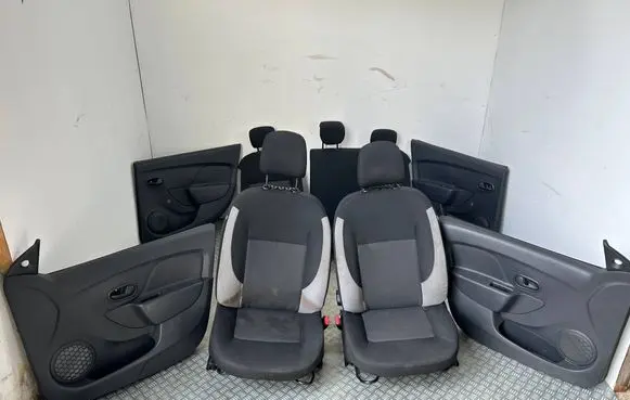 Dacia Sandero II Seat and door cards trim set 