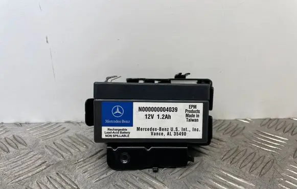 Mercedes-Benz E W212 Car battery N000000004039