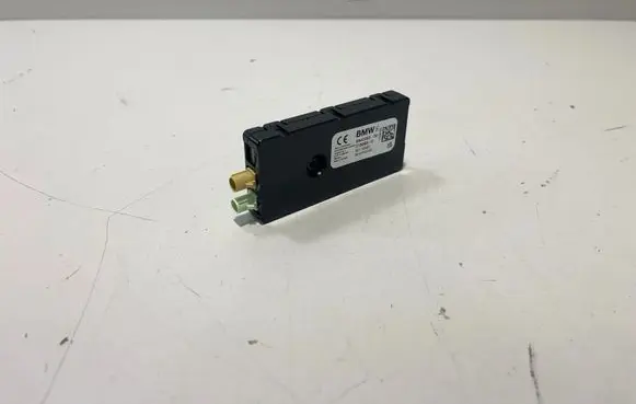 BMW X6 G06 Aerial antenna amplifier 6840283