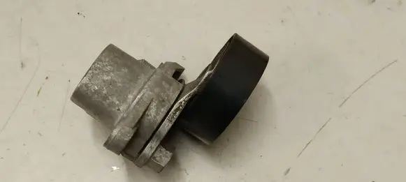 Volkswagen Taigo Generator/alternator belt tensioner 04E145299L
