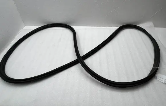 Toyota Yaris Cross Trunk rubber seal (body) 678810D240