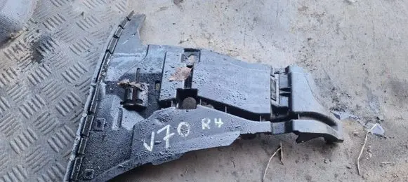 Volvo V70 Front bumper mounting bracket 08693182