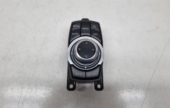 BMW 2 F46 Head unit multimedia control 9286699 65829286699