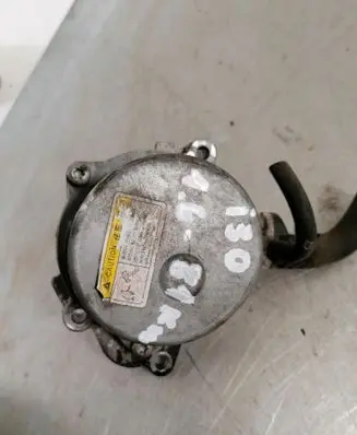 Hyundai i30 Vacuum pump 288102A101