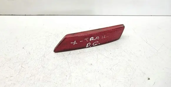 Nissan X-Trail T30 Rear tail light reflector