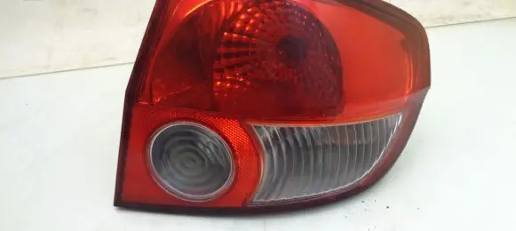 Hyundai Tiburon Rear/tail lights 86078