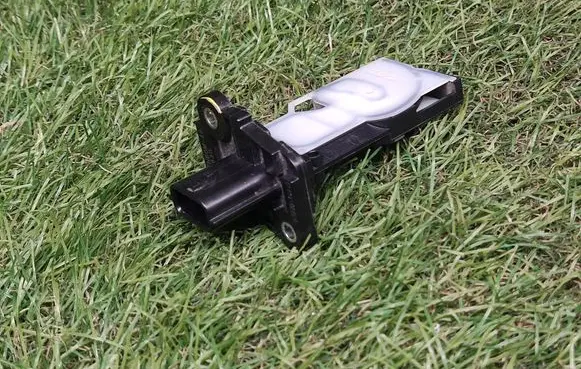 Nissan Qashqai Mass air flow meter 22680BV80B AFH60M486830