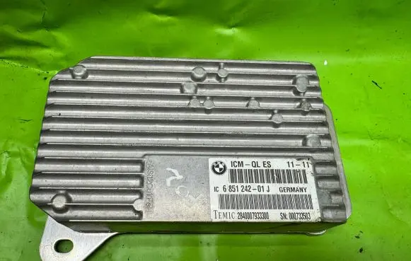 BMW 7 F01 F02 F03 F04 Other control units/modules 6851242 000733503 2840007933300