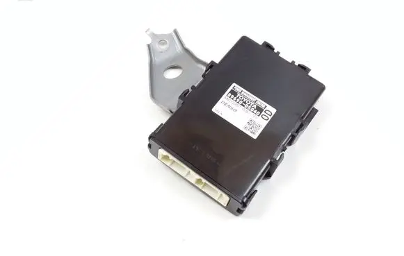 Toyota Avensis T270 Other control units/modules 8969005040 MB1028500060