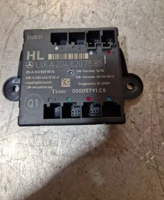 Mercedes-Benz C W204 Other control units/modules A2048207585 A2048200526 A2044421332