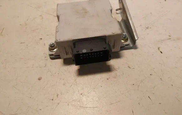 Toyota Corolla Verso AR10 Window wiper relay 859400F010A