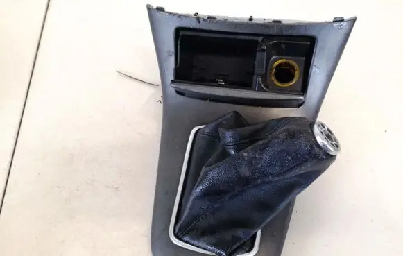 Car ashtray