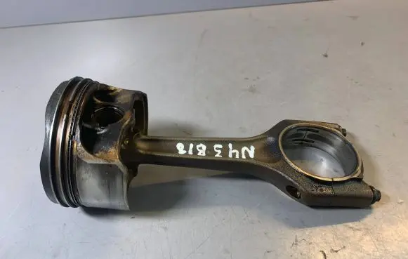 BMW 3 E90 E91 Connecting rod/conrod 11247589533 7589533