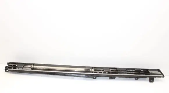 Land Rover Range Rover Sport L461 Dashboard air vent grill cover trim M8E201413B