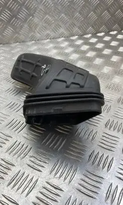 Audi Q5 SQ5 Air intake duct part 8R0129739A