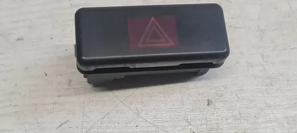 BMW 5 E39 Hazard light switch 8350947
