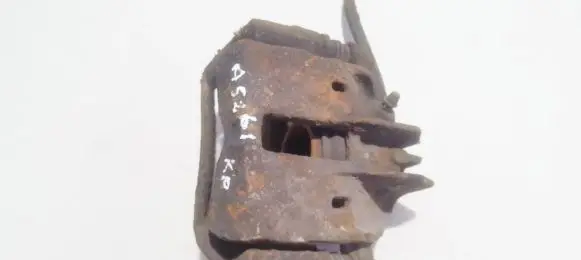 Mitsubishi Carisma Front brake caliper