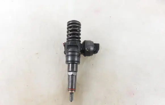 Seat Cordoba (6L) Fuel injector 0414720038 038130073AK