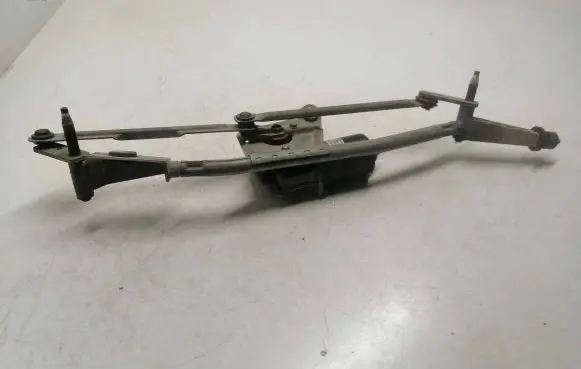 Volvo V70 Front wiper linkage and motor 8624239 500104001
