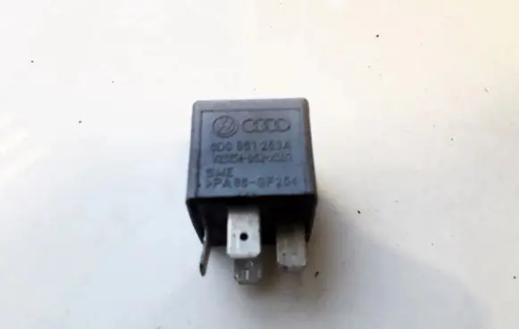 Audi A6 S6 C5 4B Other relay 8D0951253A V23134-B52-X301