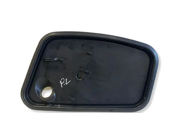 Audi Q3 8U Other front door trim element 8U0837915B