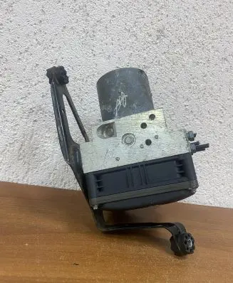 BMW X5 E70 ABS Pump 3451678012607 E343