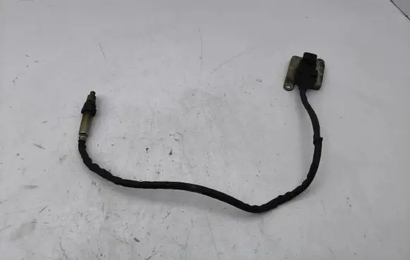 Mercedes-Benz ML W164 Lambda probe sensor A0009053503 160314012309