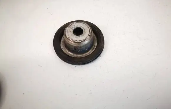 Skoda Octavia Mk1 (1U) Front coil spring rubber mount 1j0412319c