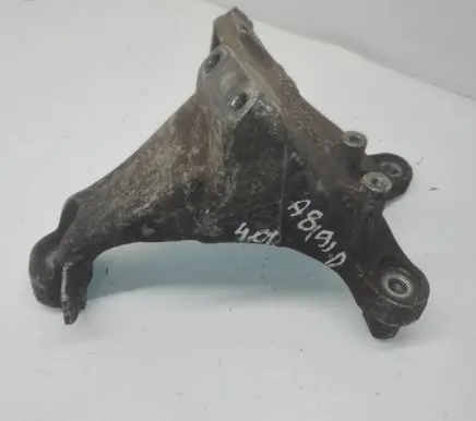 Audi A8 S8 D3 4E Engine mounting bracket 4E0199308BB