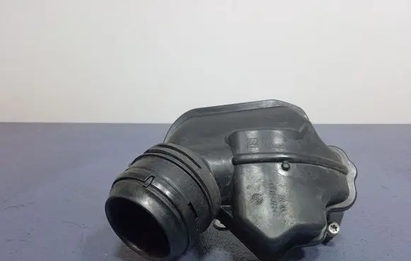 Skoda Octavia Mk3 (5E) Intake resonator 05E129654B