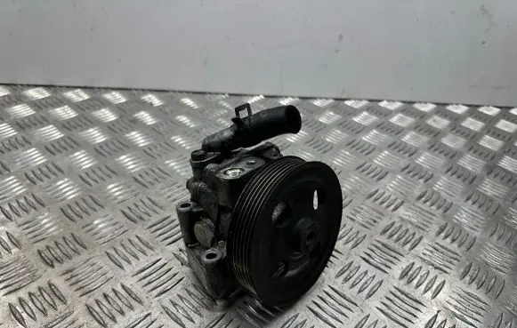 Ford Mondeo MK IV Power steering pump 6G913A696CD 6G913A696